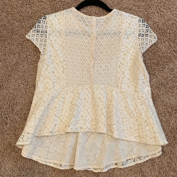 ❌SOLD❌ ZARA Lace Low-High Peplum Top - Picture 2 of 8